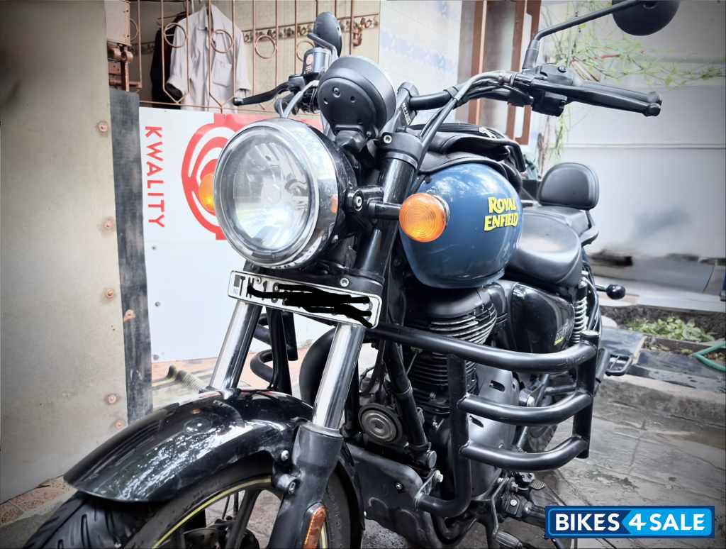 Blue Royal Enfield Meteor 350 Fireball