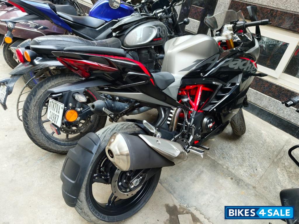 TVS Apache RR 310 TVS Apache RR 310