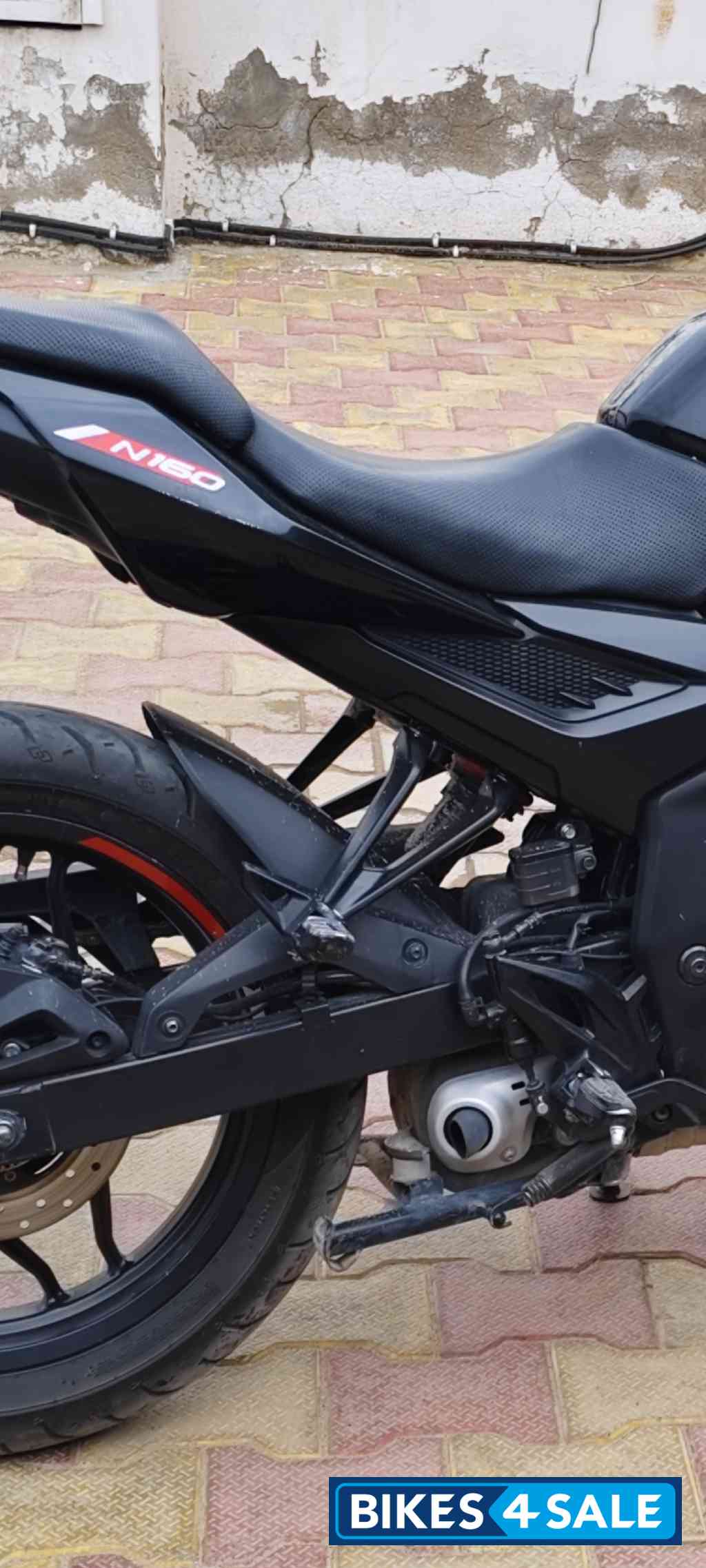 Black Bajaj Pulsar N160 Dual Channel ABS Black Bajaj Pulsar N160 Dual Channel ABS