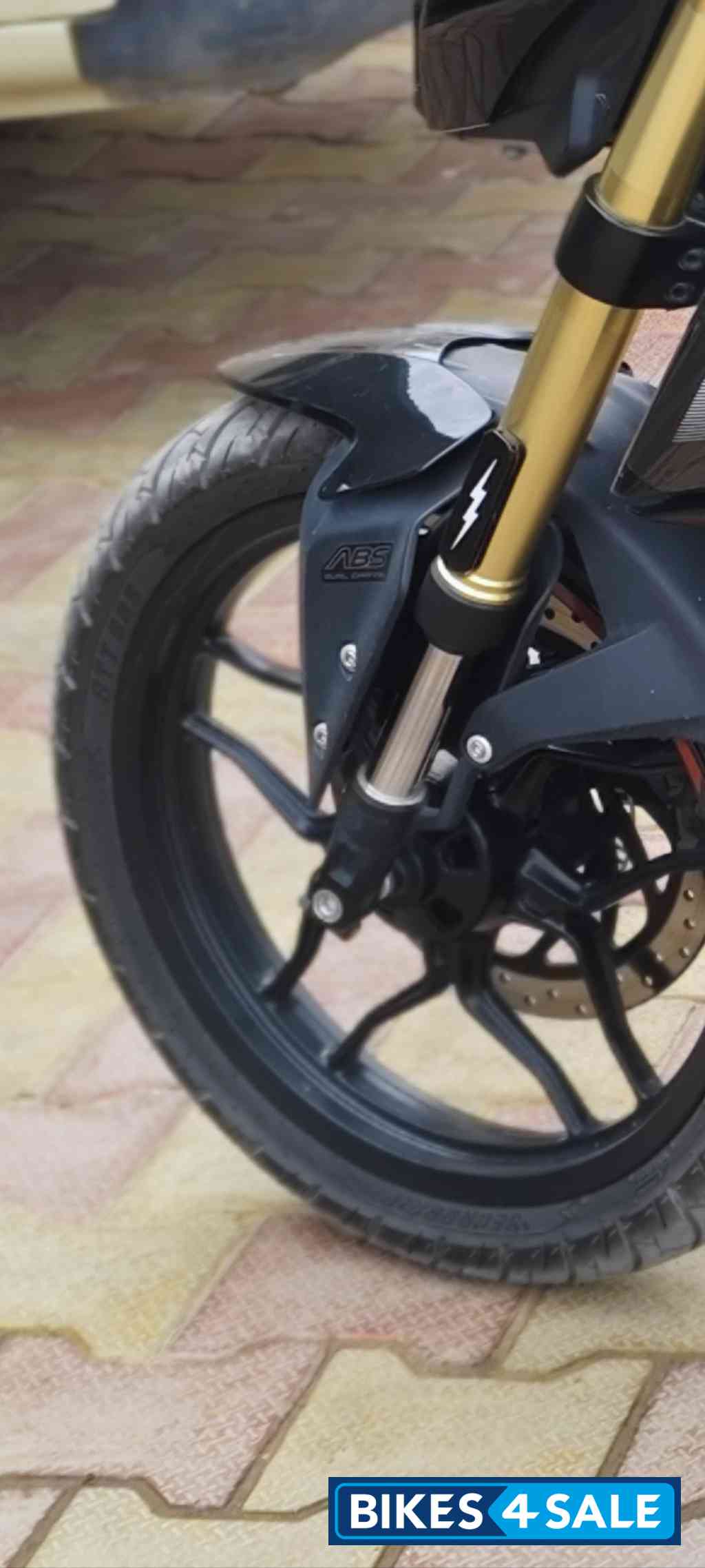 Black Bajaj Pulsar N160 Dual Channel ABS Black Bajaj Pulsar N160 Dual Channel ABS
