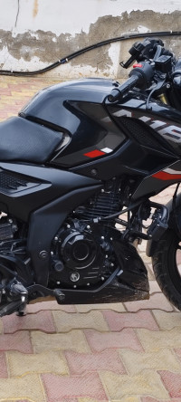 Black Bajaj Pulsar N160 Dual Channel ABS