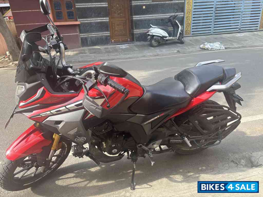 Honda CB200X