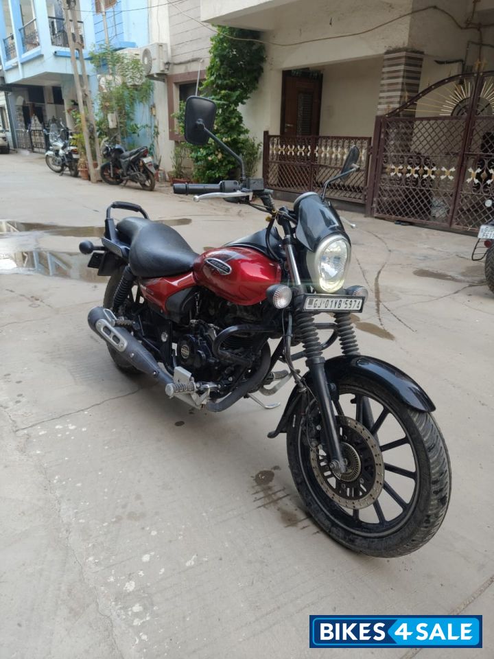 Bajaj Avenger Street 160 BS6