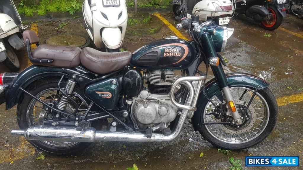 Halcyon Green Royal Enfield Classic 350