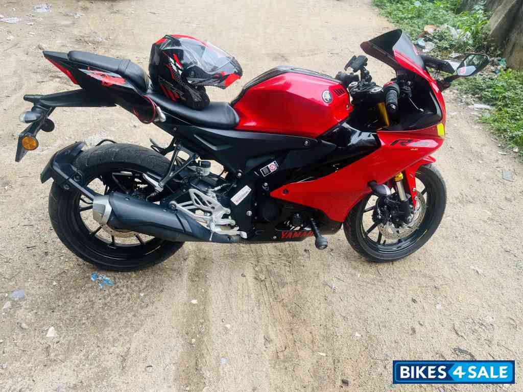 Metallic Red Yamaha R15 V4 Metallic Red Yamaha R15 V4