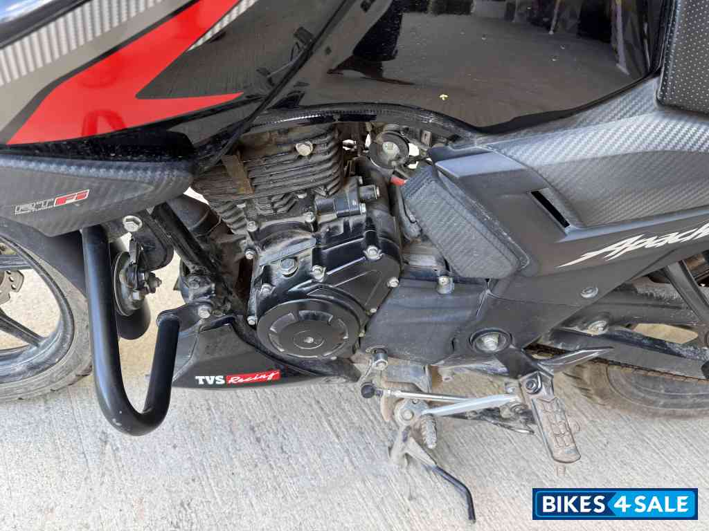 TVS Apache RTR 160 2V Racing Edition TVS Apache RTR 160 2V Racing Edition