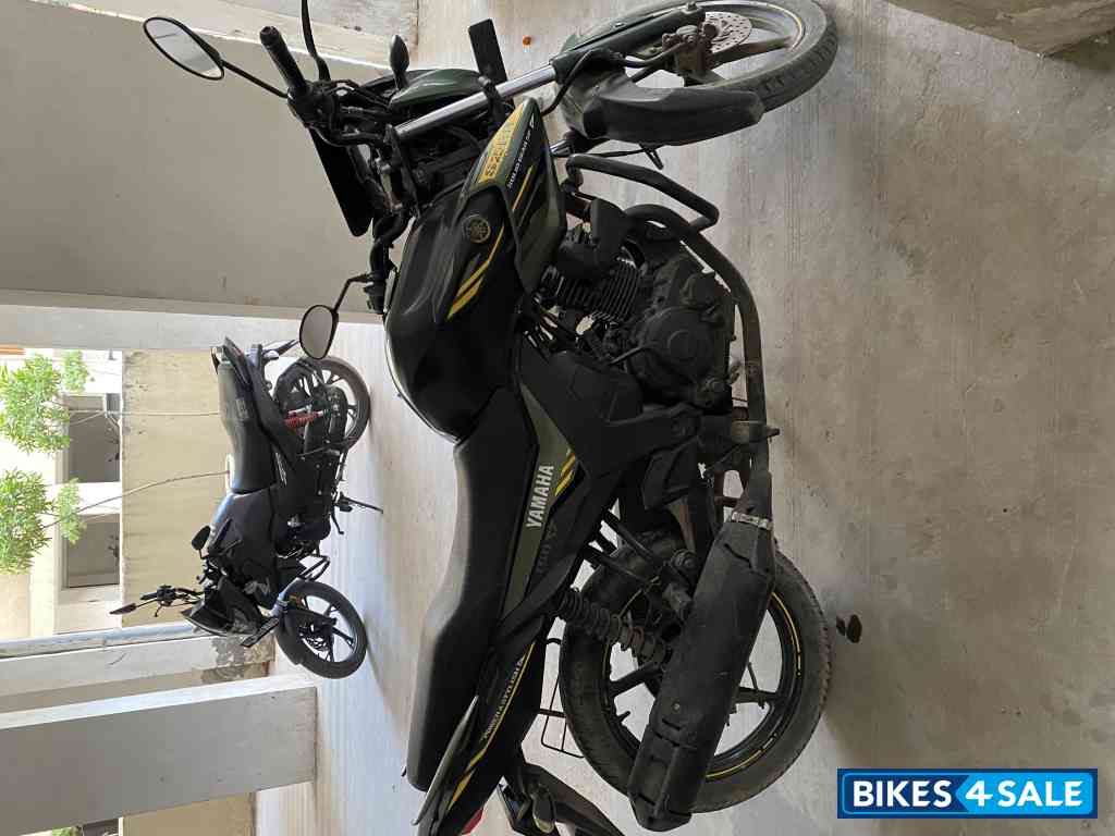 Mat Black 2 Yamaha SZ-RR Mat Black 2 Yamaha SZ-RR