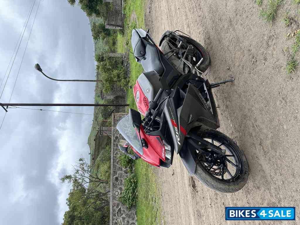 Gray Yamaha YZF R15 S V3.0 Gray Yamaha YZF R15 S V3.0