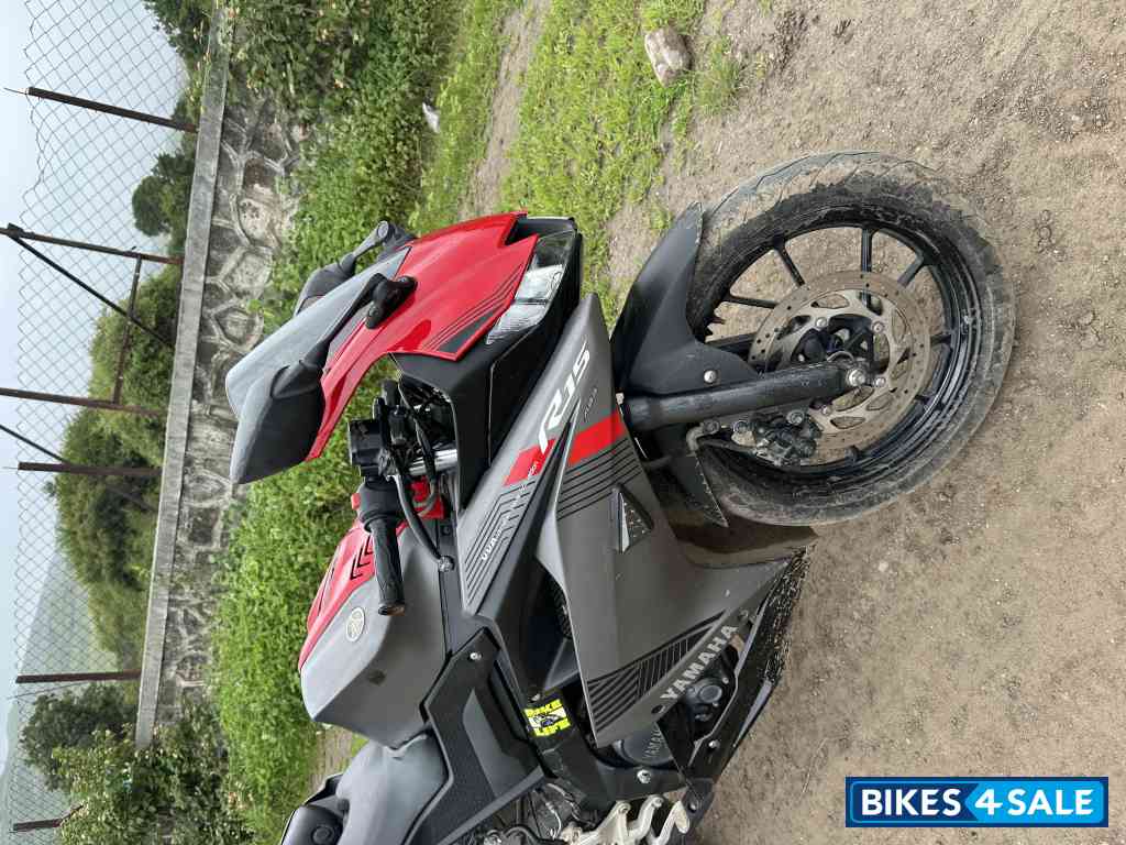 Gray Yamaha YZF R15 S V3.0 Gray Yamaha YZF R15 S V3.0