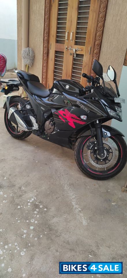 Suzuki Gixxer SF 250 Suzuki Gixxer SF 250