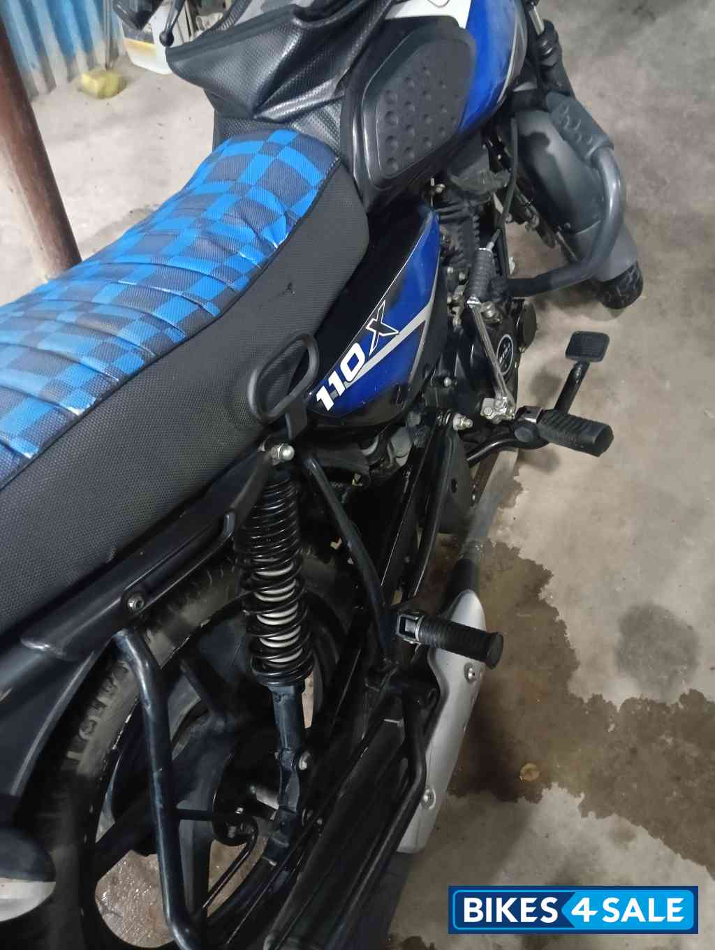 Ebony Blk Bule Dkl Bajaj CT110X Ebony Blk Bule Dkl Bajaj CT110X