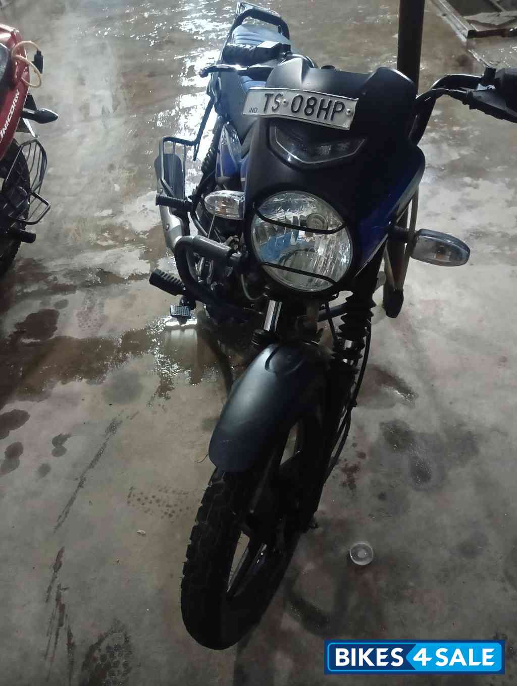 Ebony Blk Bule Dkl Bajaj CT110X Ebony Blk Bule Dkl Bajaj CT110X