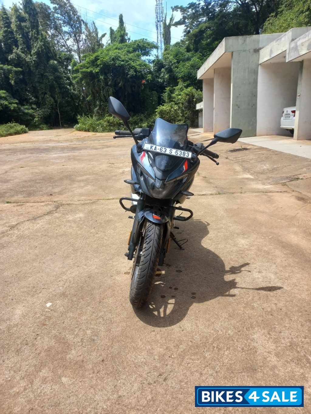 Grey Bajaj Pulsar F250