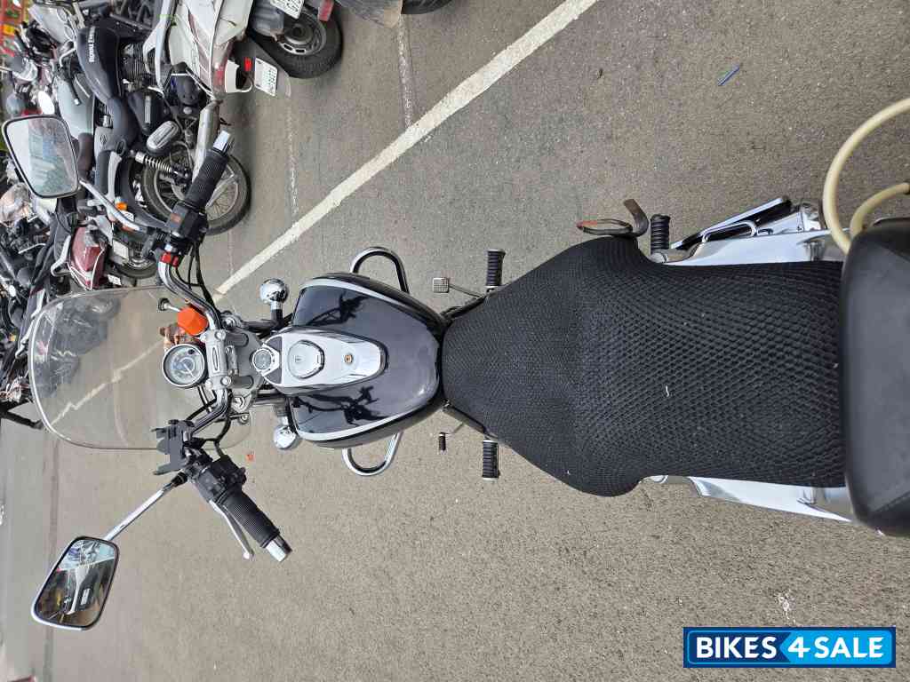 Bajaj Avenger Cruise 220