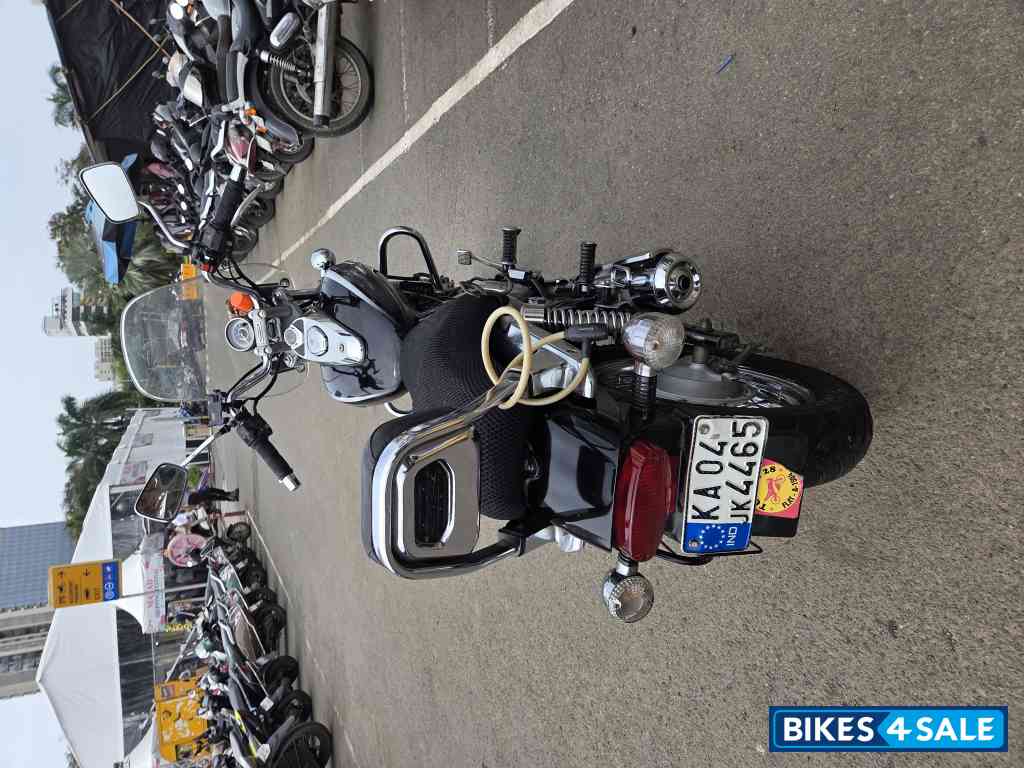 Bajaj Avenger Cruise 220 Bajaj Avenger Cruise 220