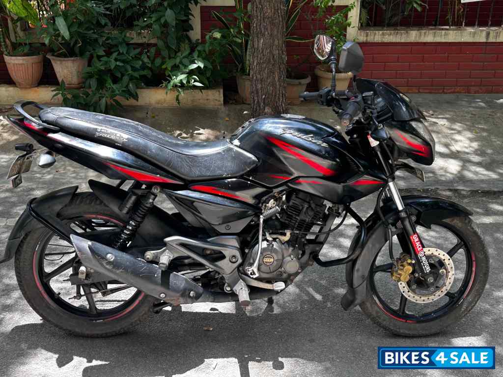 Bajaj Pulsar 135LS