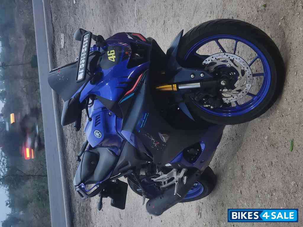 Racing Blue Yamaha R15 V4