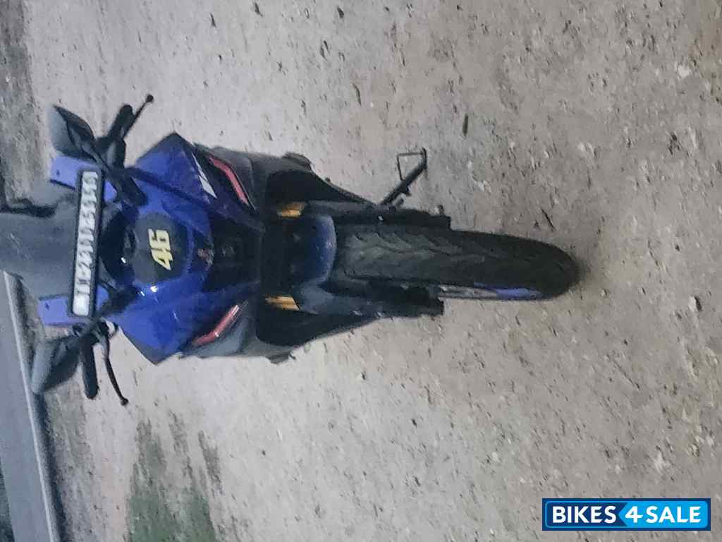 Racing Blue Yamaha R15 V4 Racing Blue Yamaha R15 V4