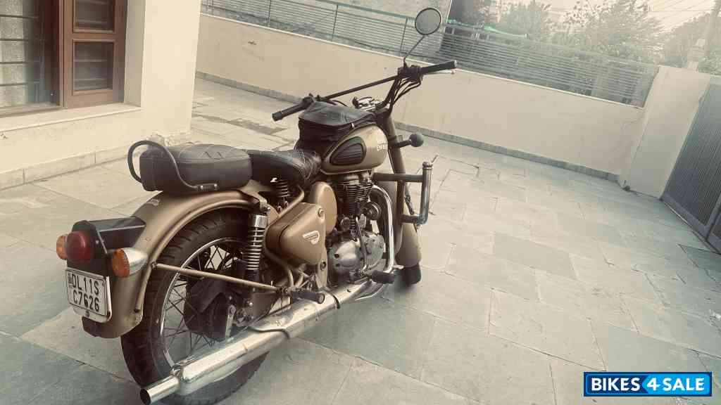 Royal Enfield Classic Desert Storm