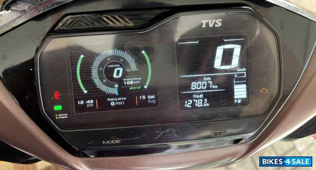 TVS Jupiter SmartXonnect Disc 2024