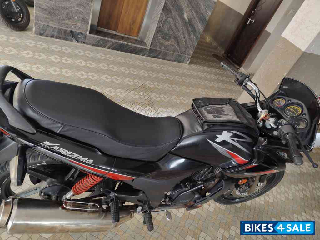 Black Hero Karizma R
