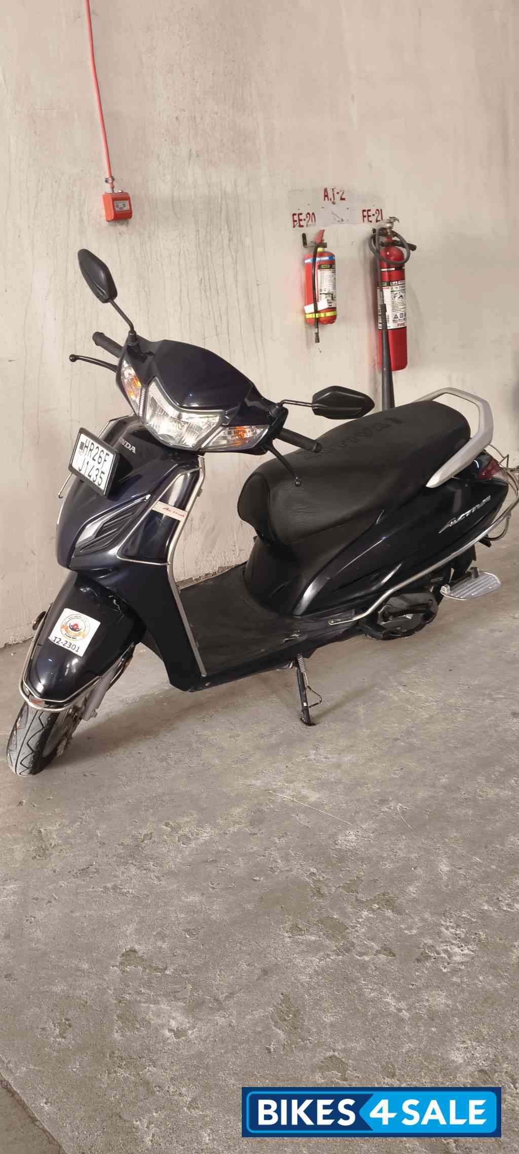 Blue Honda Activa 6G Dlx
