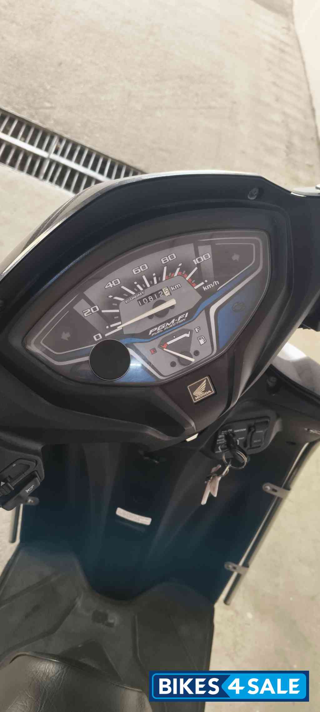 Blue Honda Activa 6G Dlx