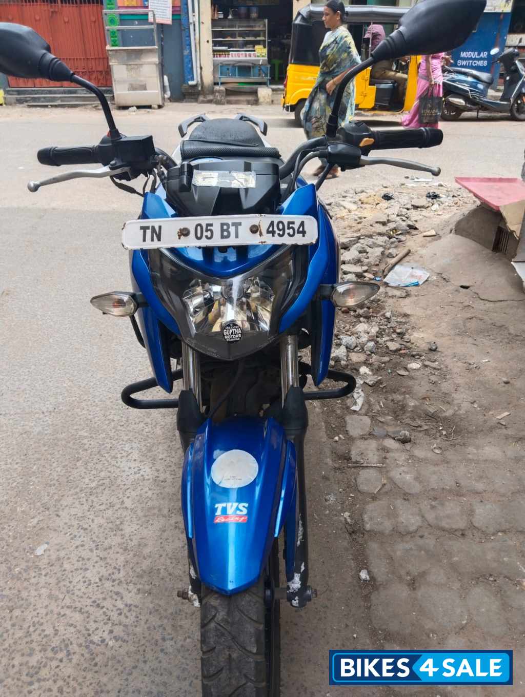 TVS Apache RTR 160 4V