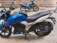 TVS Apache RTR 160 4V
