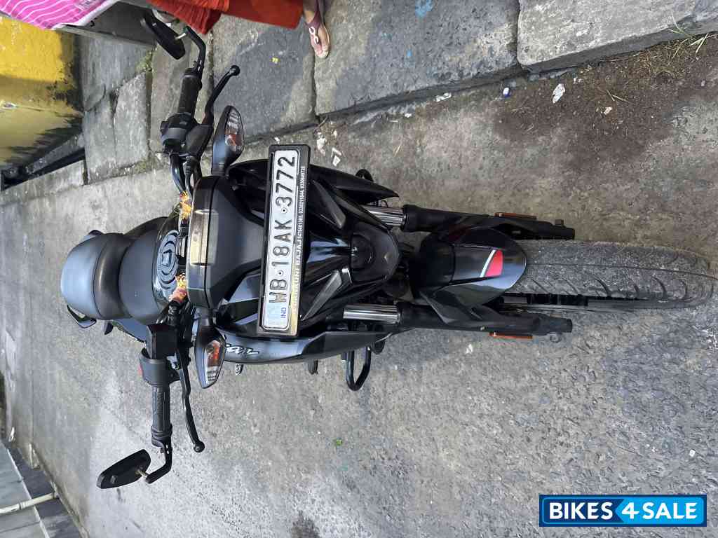 Bajaj Pulsar N160