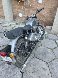 Gunmetal Grey Royal Enfield Classic Gunmetal Grey