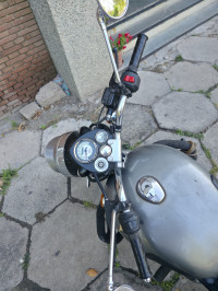 Gunmetal Grey Royal Enfield Classic Gunmetal Grey