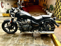 Black Royal Enfield Super Meteor 650
