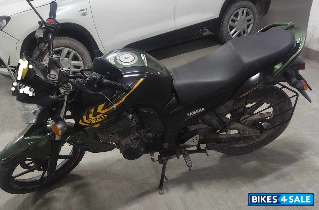 Yamaha FZ-S Yamaha FZ-S