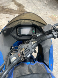 Blue Suzuki Gixxer SF SP