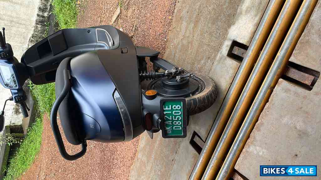 Midnight Blue Ola S1 Air 3kWh