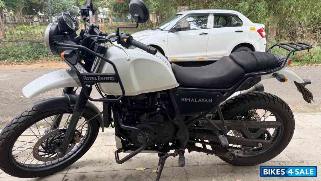 White Royal Enfield Himalayan