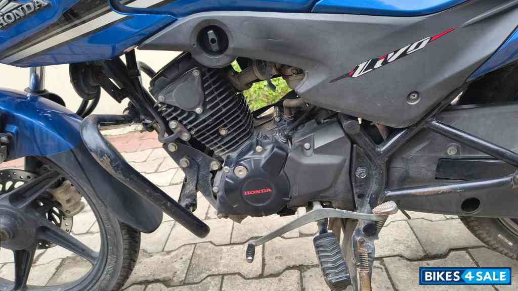 Blue Honda Livo Disc Blue Honda Livo Disc