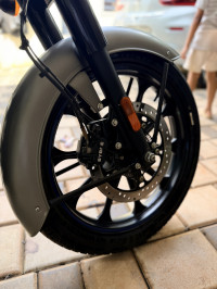 Gunmetal Grey Royal Enfield Classic 350 Dual Channel BS6
