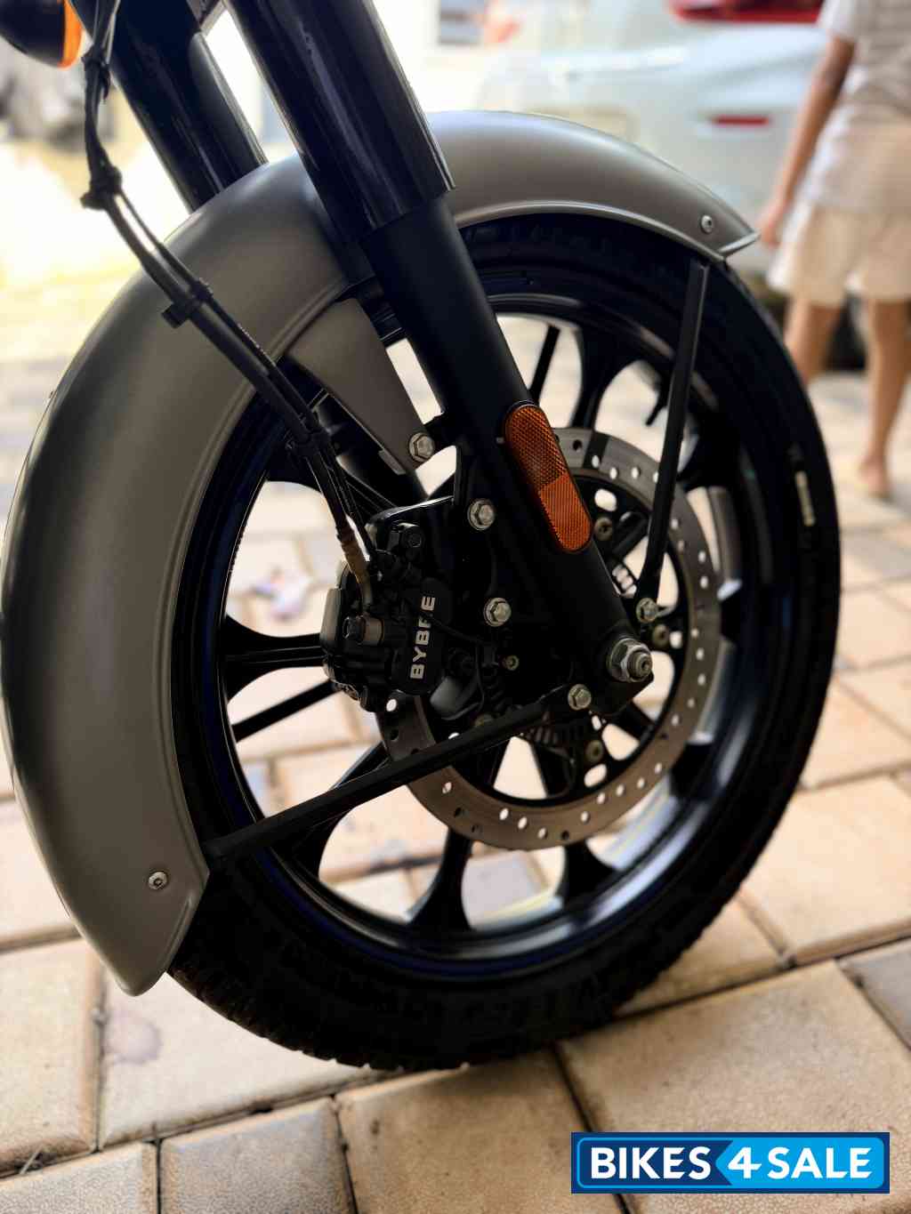 Gunmetal Grey Royal Enfield Classic 350 Dual Channel BS6 Gunmetal Grey Royal Enfield Classic 350 Dual Channel BS6