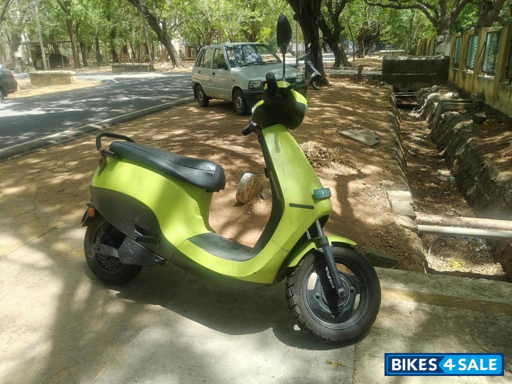 Neon Green (attractive) Ola S1 Air 4kWh Neon Green (attractive) Ola S1 Air 4kWh