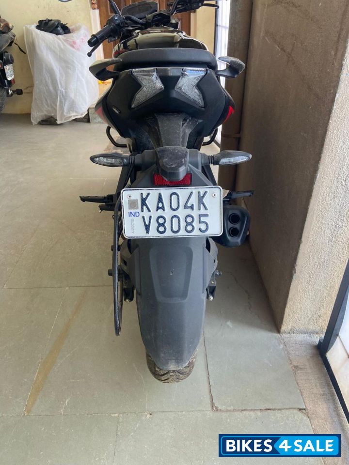 Bajaj Pulsar N250 Dual Channel ABS