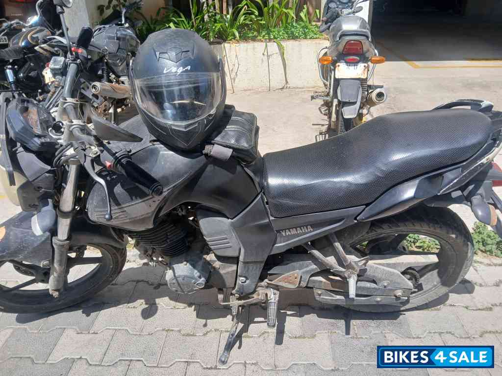 Yamaha FZ