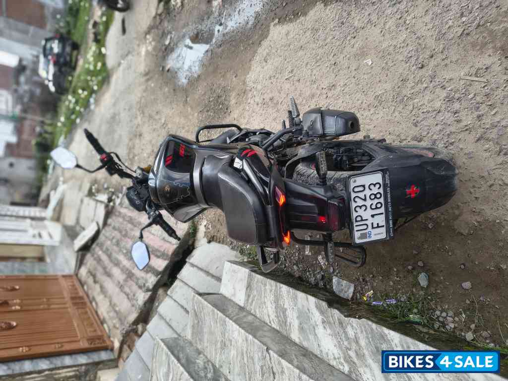 Black Hero Xtreme 160R 4V Connected 2.0 Black Hero Xtreme 160R 4V Connected 2.0