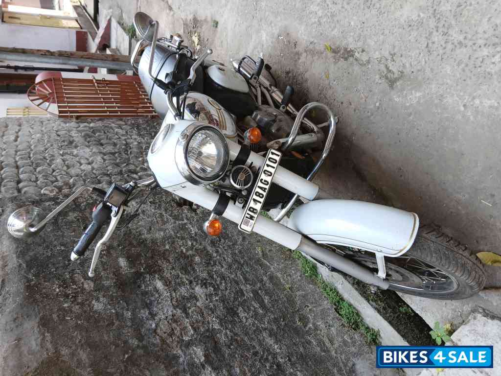 White Jawa Jawa
