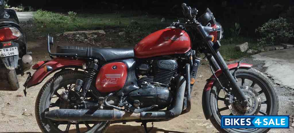 Red Jawa 42 Dual Channel ABS Orion Red Red Jawa 42 Dual Channel ABS Orion Red