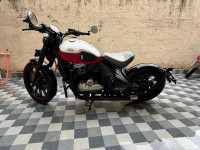 Jawa 42 Bobber Dual Channel ABS