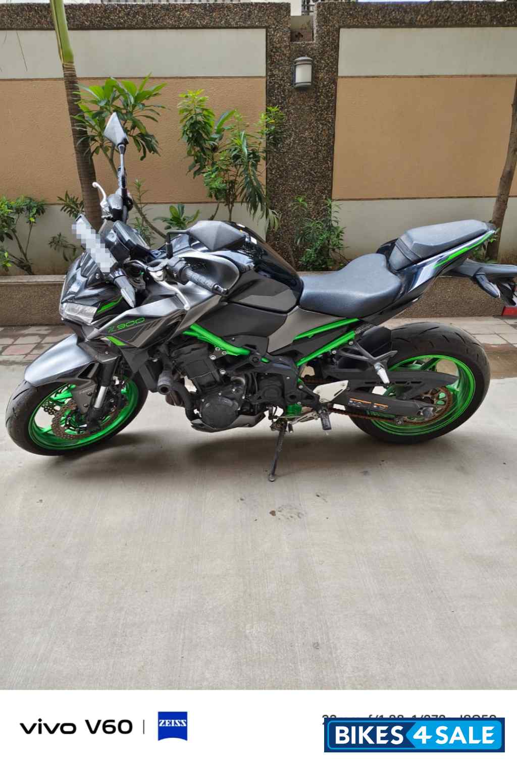Black With Green Kawasaki Z900 2025
