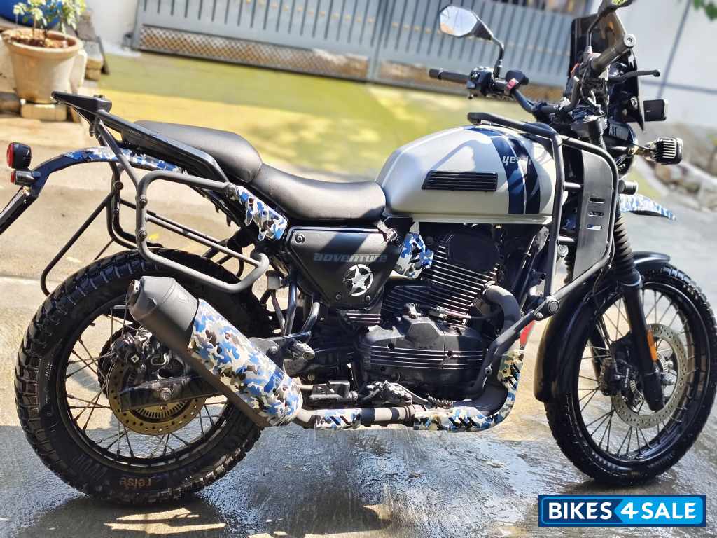 Yezdi Adventure Matte