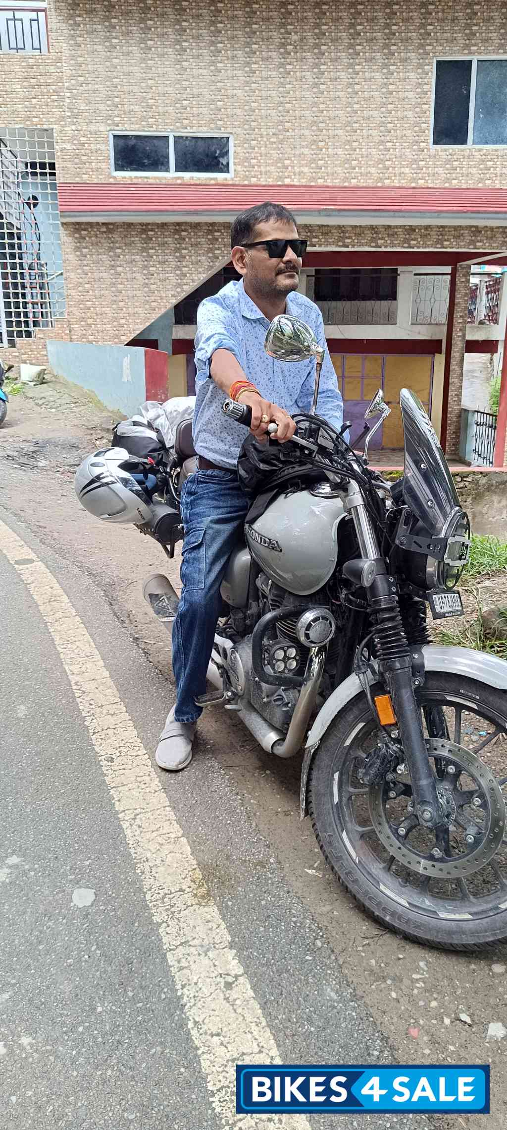 Honda Hness CB350 DLX Pro 2025